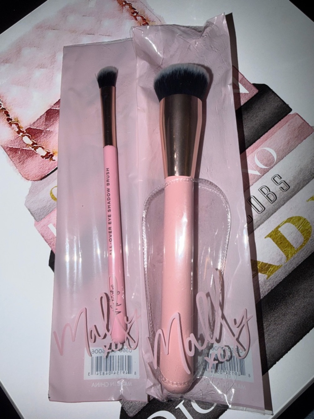 Mally XO Makeup Brush Set - Eye Shadow & Powder Brush NIP